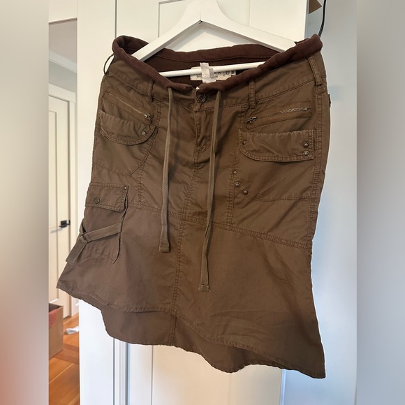 MUR Skirt - Picture 1 of 1